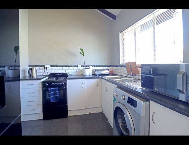2 BEDROOM APARTMENT FOR SALE IN NORTHGATE